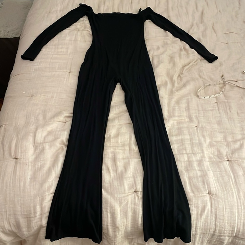 Oh Polly Black Long Sleeve Jumpsuit - W6